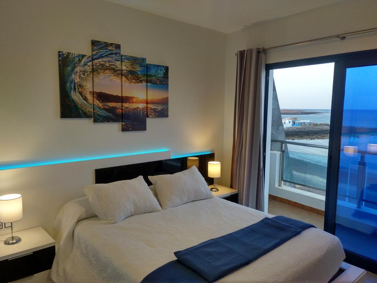 Ocean Front Apartment Tetir Exterior photo
